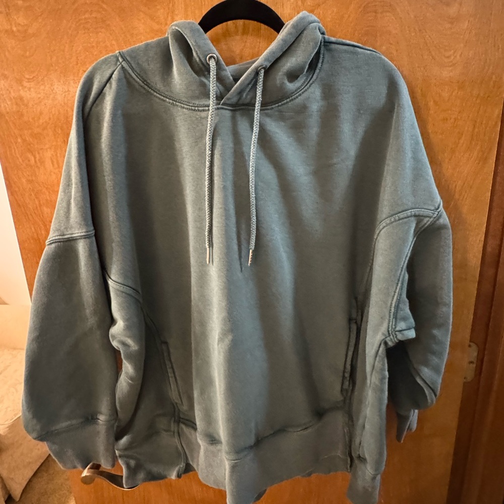 Free People Sprint To The Finish Hoodie. Kelly Green. Medium